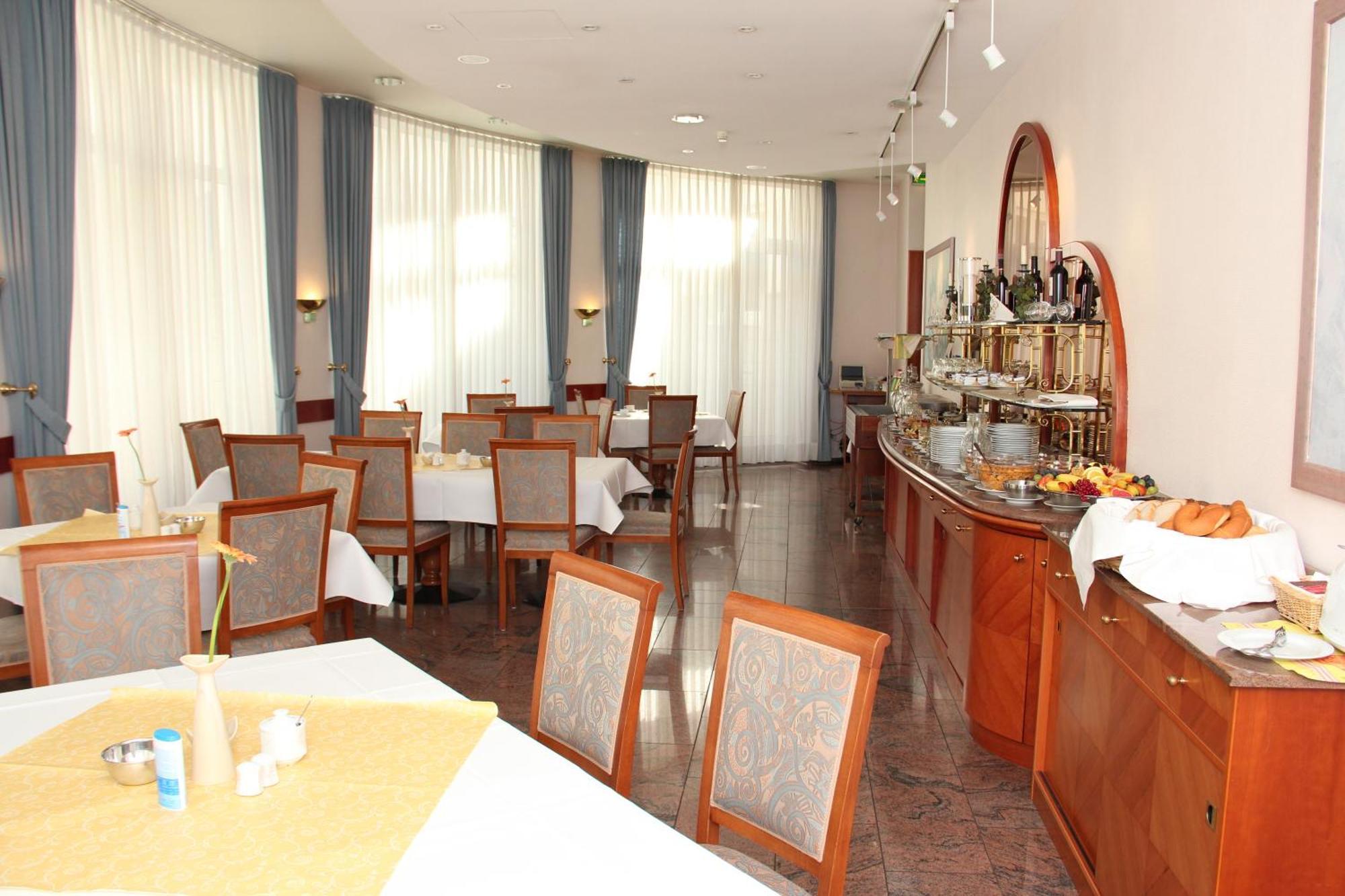 Hotel Ascania 애세르슬레벤 외부 사진